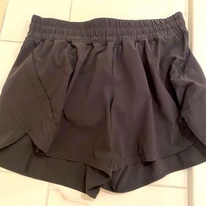 Lululemon Track 5” short, black, size 12, GUC